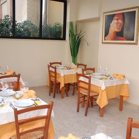 Hotel Caribe Viareggio Esterno foto