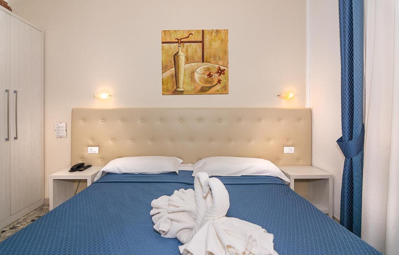 Hotel Caribe Viareggio Esterno foto