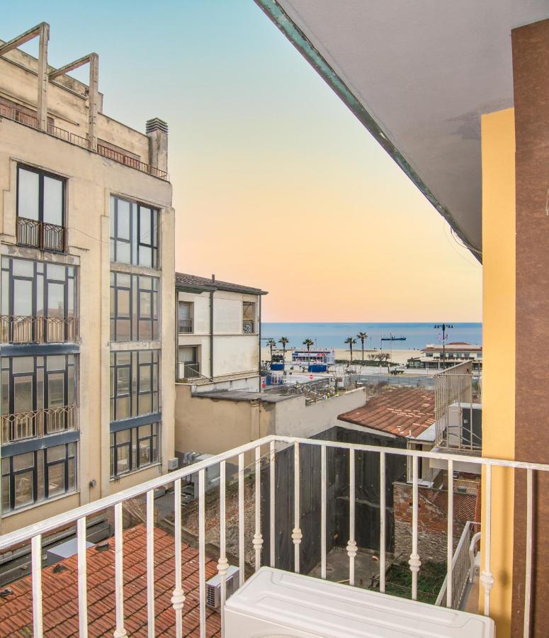 Hotel Caribe Viareggio Esterno foto