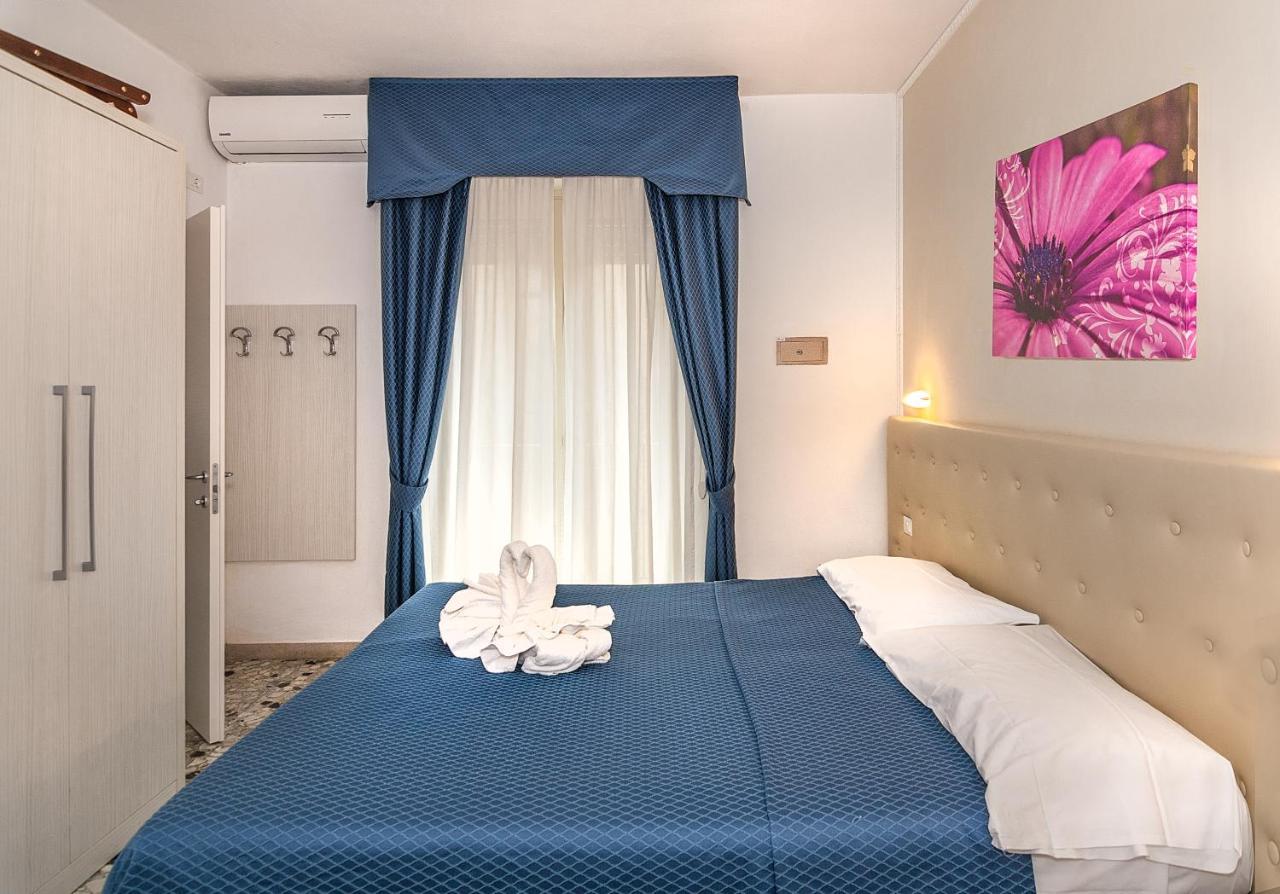 Hotel Caribe Viareggio Esterno foto