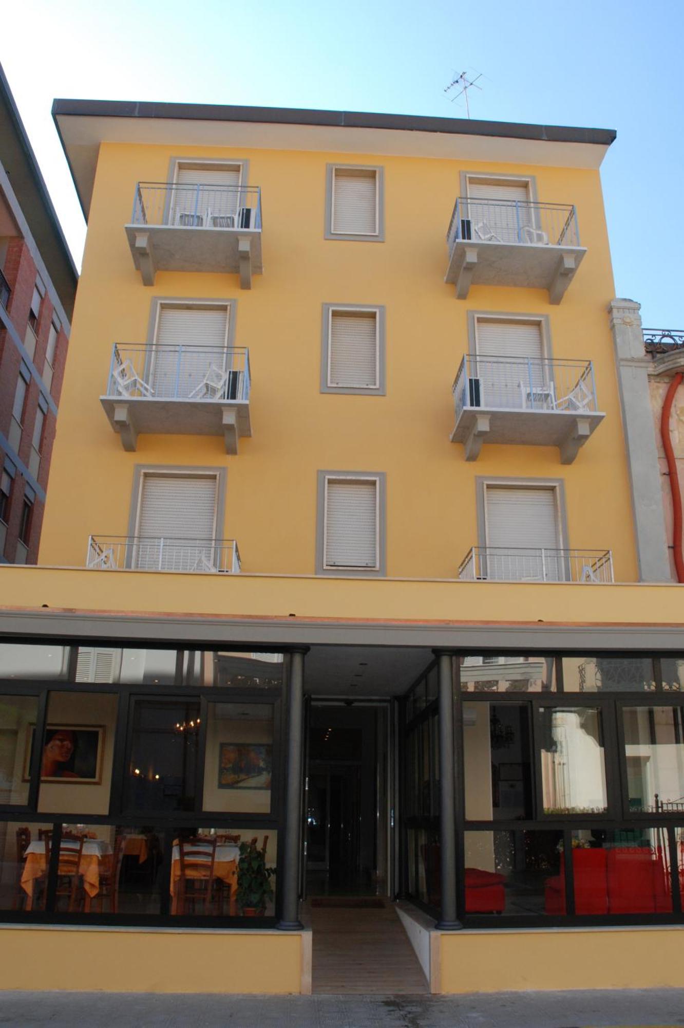 Hotel Caribe Viareggio Esterno foto