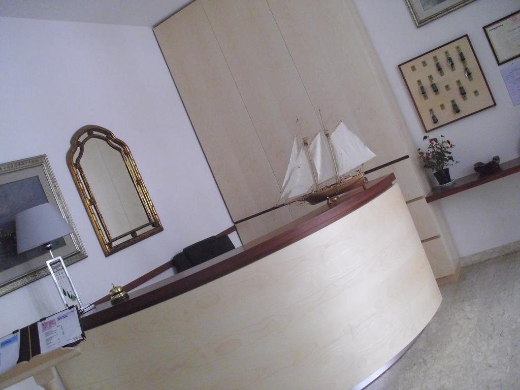 Hotel Caribe Viareggio Esterno foto