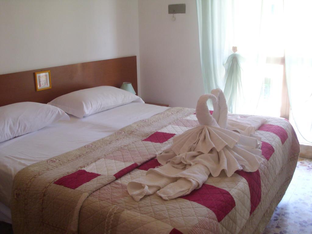 Hotel Caribe Viareggio Esterno foto