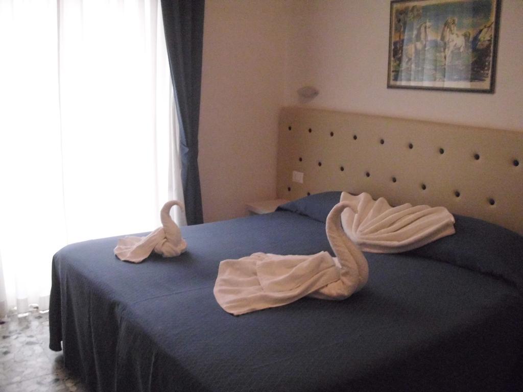 Hotel Caribe Viareggio Esterno foto