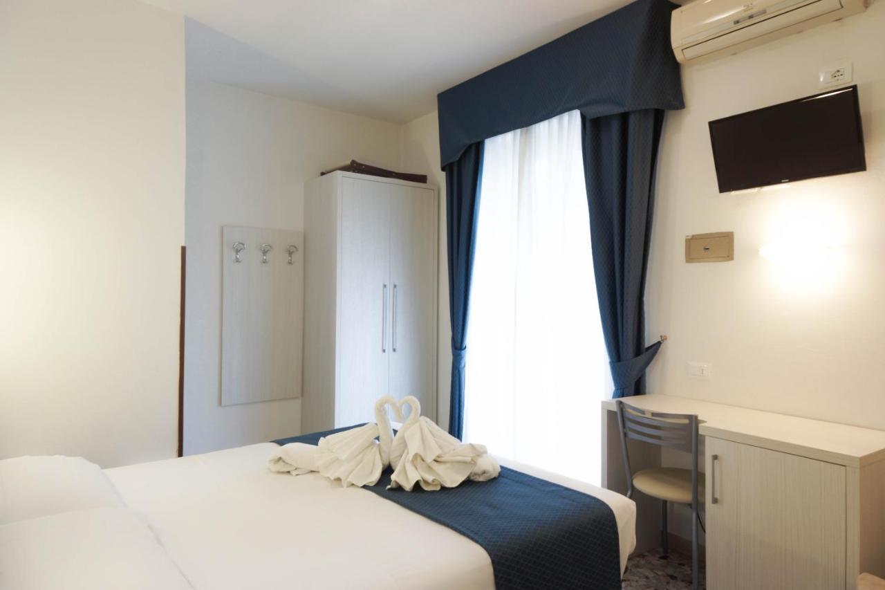 Hotel Caribe Viareggio Esterno foto